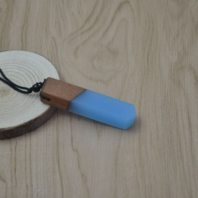 Leanzni Vintage Fashionable Wooden Resin Necklace